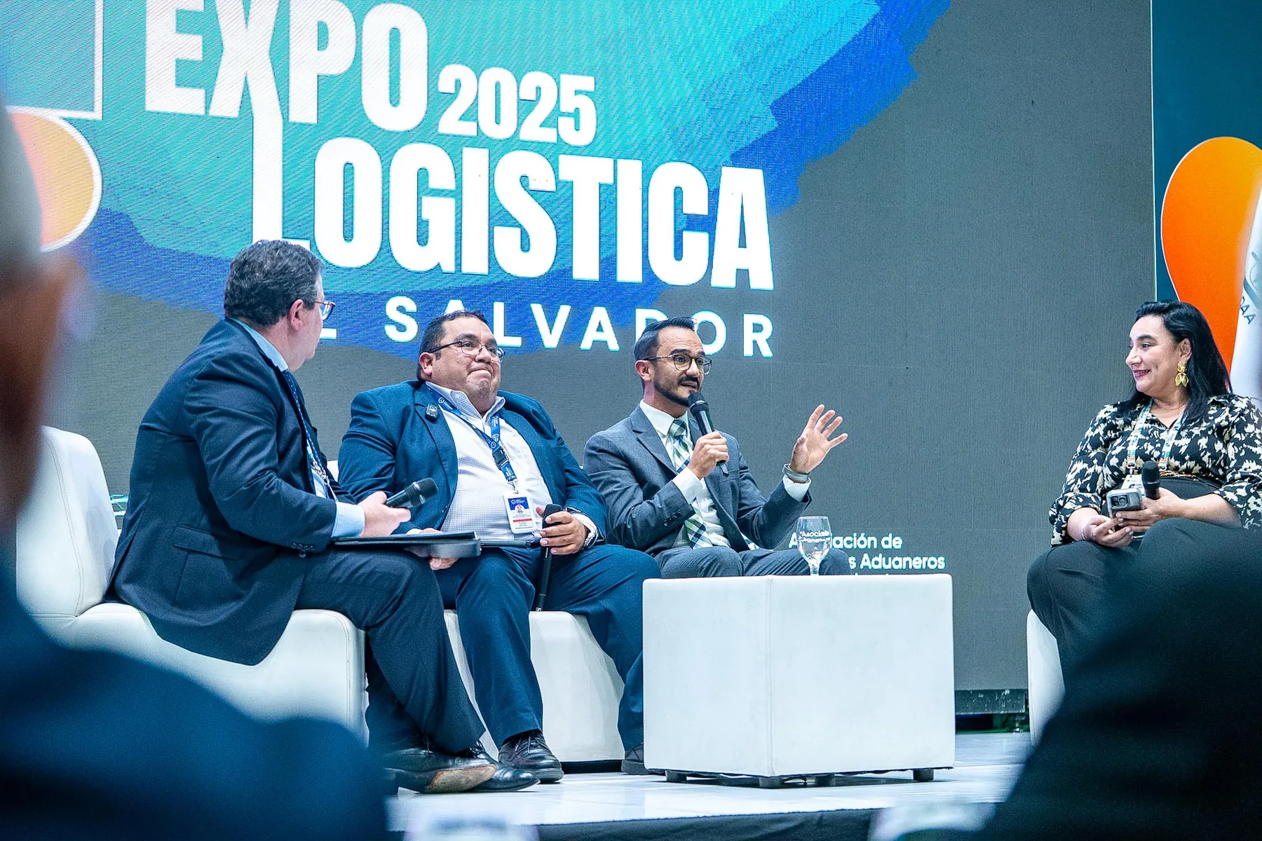 Panel ejecutivo durante Expo Logística 2025.